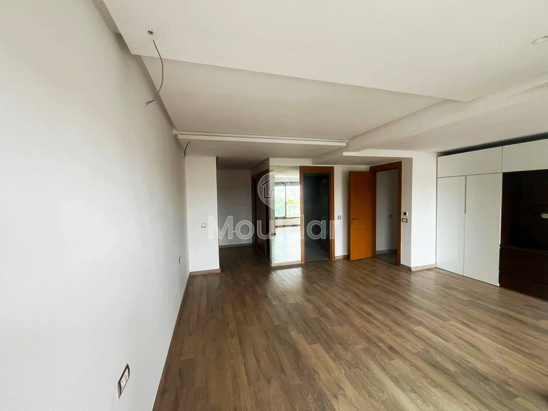 شقة ساحرة من غرفتي نوم للإيجار في عين دياب - Photo 4