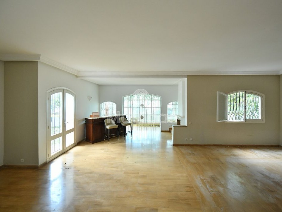 منزل للإيجار في عين دياب: أناقة وراحة! - Photo 3