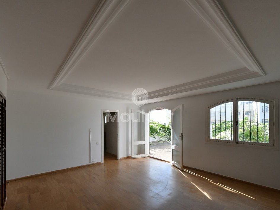 منزل للإيجار في عين دياب: أناقة وراحة! - Photo 1