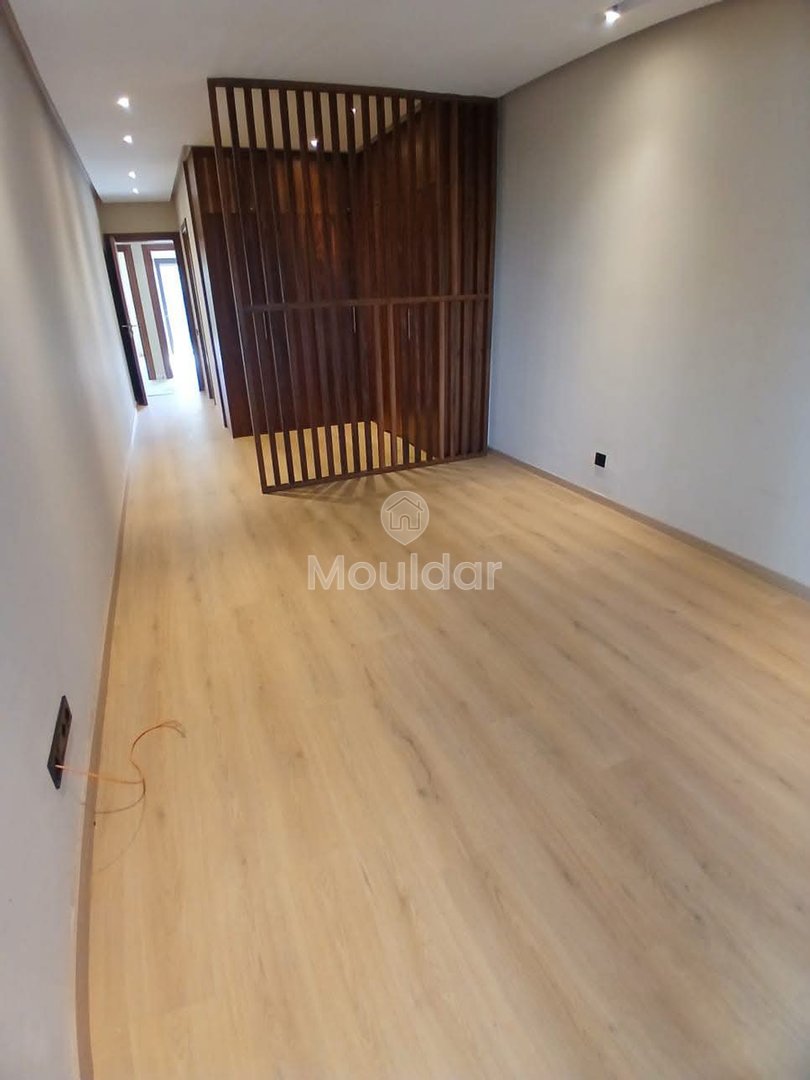 Appartement à Dar Bouazza : Confort, Sécurité et Piscine! - Photo 3