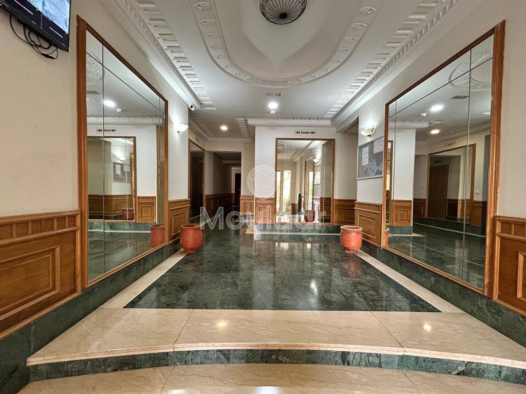 Gauthier'de kiralık daire: Modernlik ve konfor garantili - Photo 12