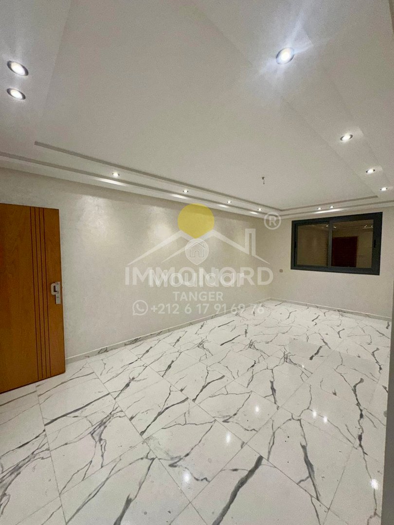 Appartamento affascinante in vendita con terrazza a Tanger - Charf - Photo 3