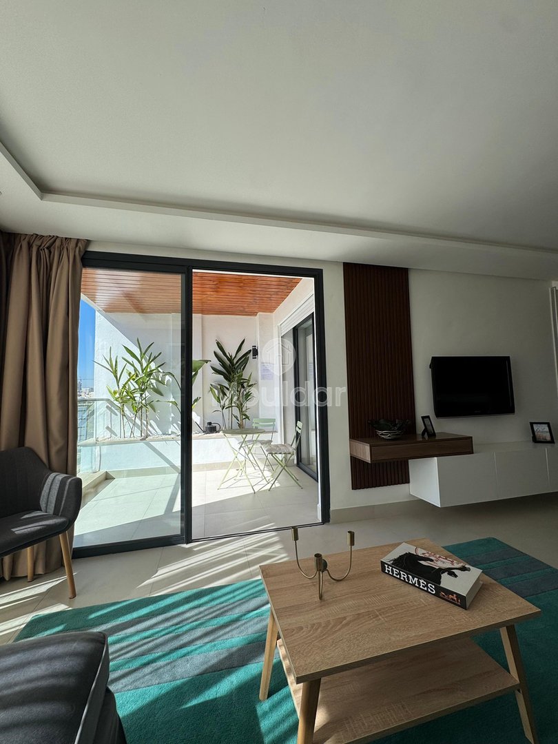 Entdecken Sie dieses hochwertige möblierte Studio in Anfa, in der Nähe des Lycée Lyautey. Eingebettet in eine luxuriöse Residenz im obersten Stockwerk, ist dieses Studio ideal für diejenigen, die Komfort und Eleganz suchen. - Photo 5