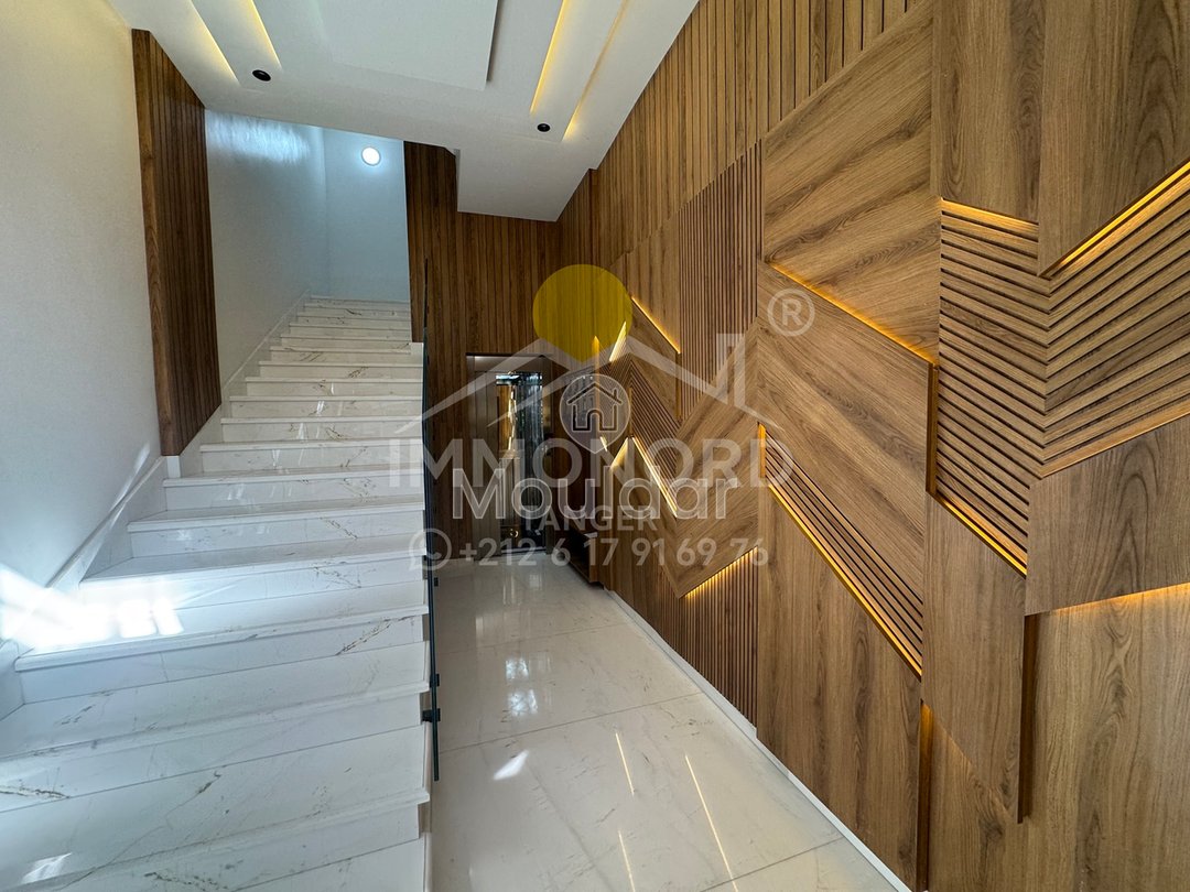 Appartement à Louer à Tanger : 3 Chambres avec Balcon - Photo 2
