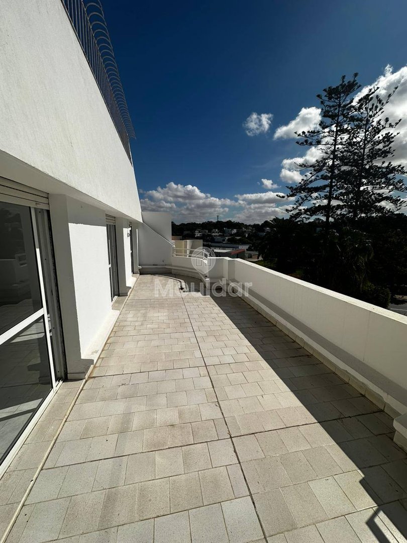 شقة للإيجار: ٣ غرف نوم في الرباط، تراس خاص - Photo 8