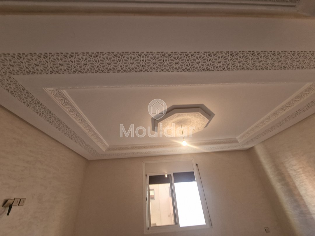 شقة للإيجار في القصر الكبير مع شرفة ساحرة - Photo 1