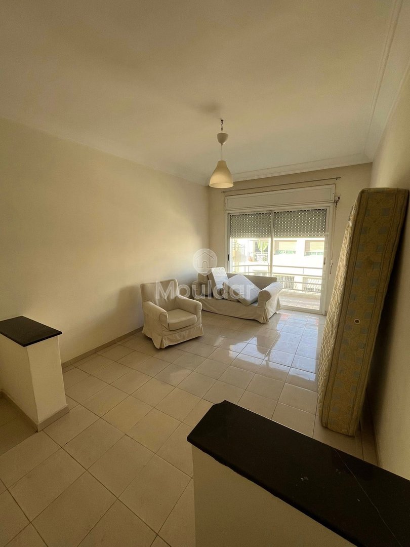 Çekici bir teraslı kiralık stüdyo Casablanca'da - Photo 1