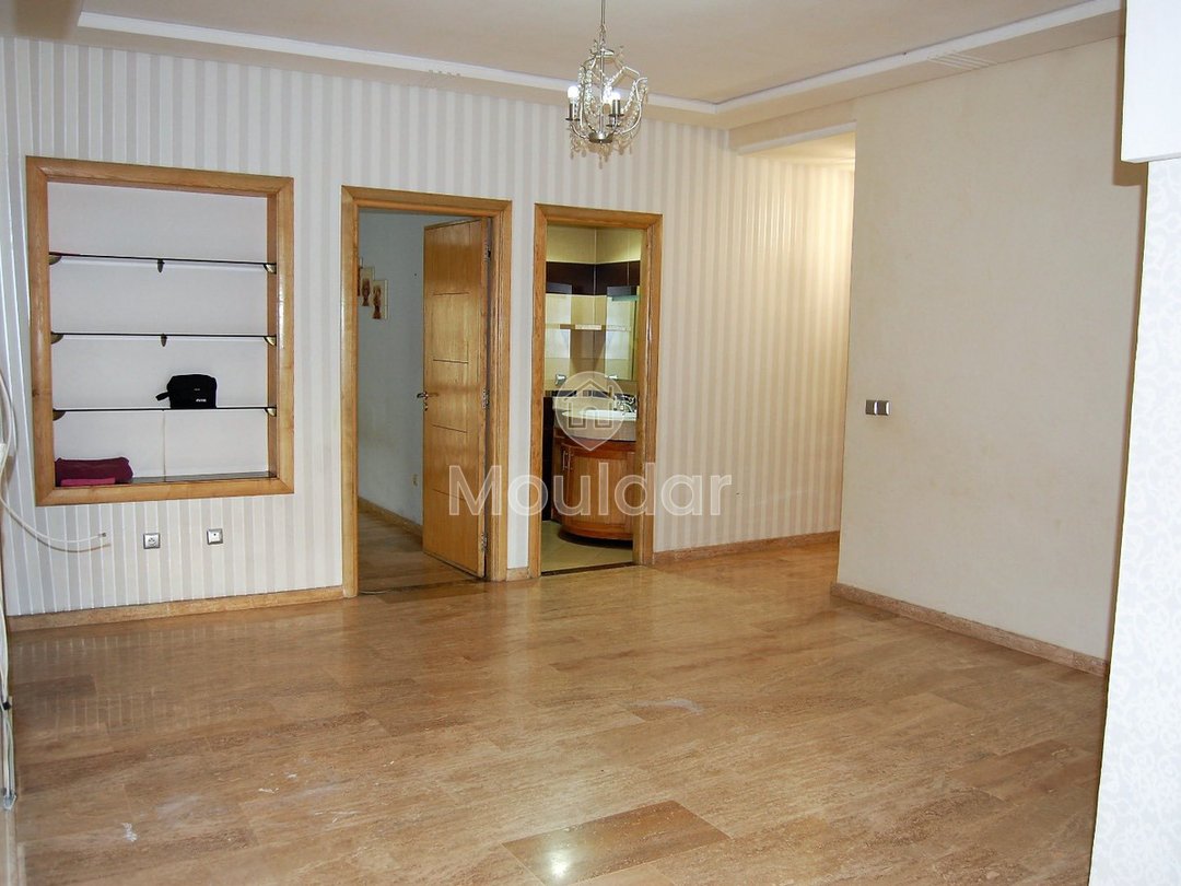 Charmantes Appartement zur Vermietung in Casablanca – Roches Noires - Photo 4