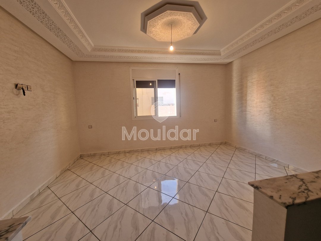 شقة للإيجار في القصر الكبير مع شرفة ساحرة - Photo 2