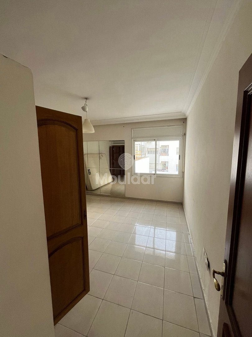 Çekici bir teraslı kiralık stüdyo Casablanca'da - Photo 4