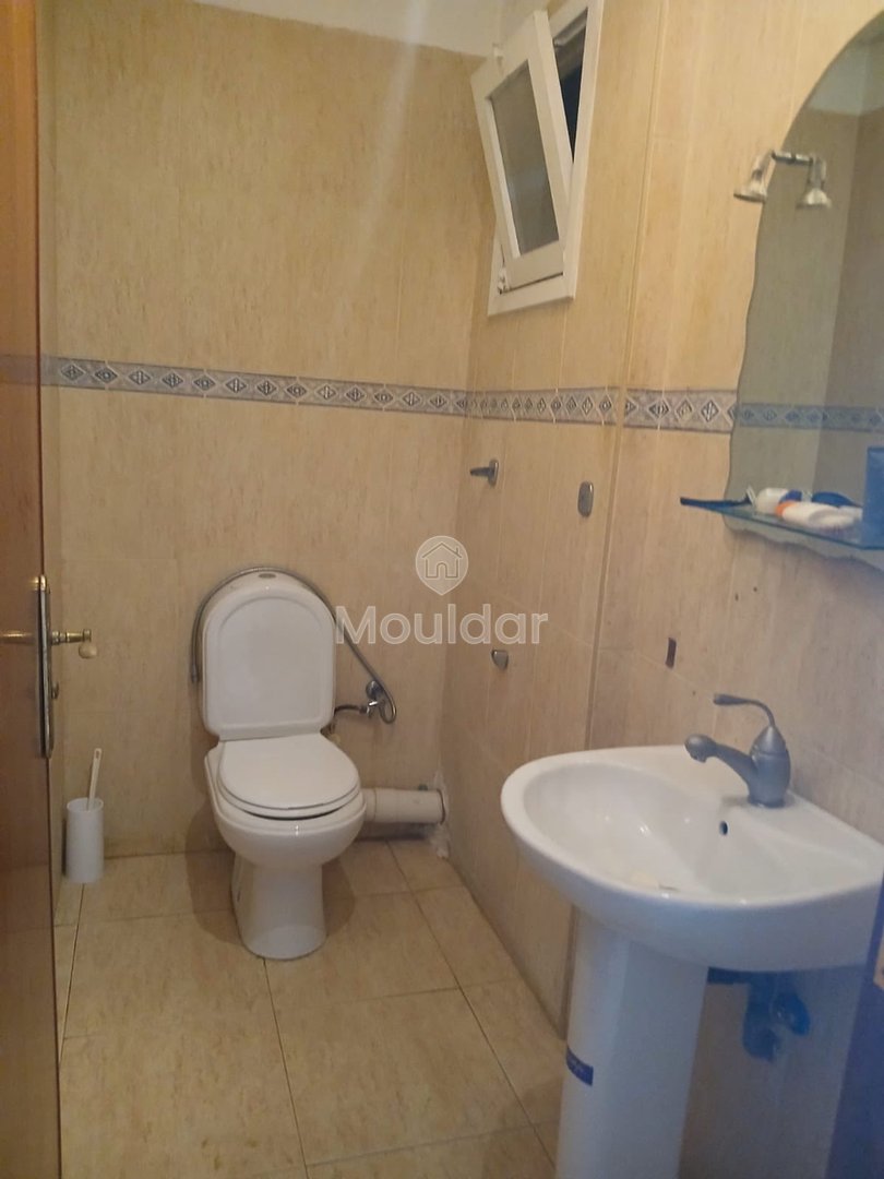 Te Huur: Ruime 3-kamer appartement met balkon in Rabat - Photo 11