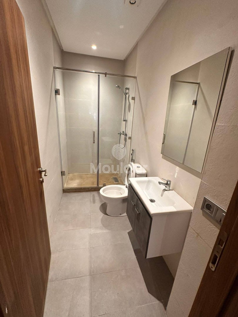 De închiriat: Apartament modern cu balcon în Casablanca - Photo 7