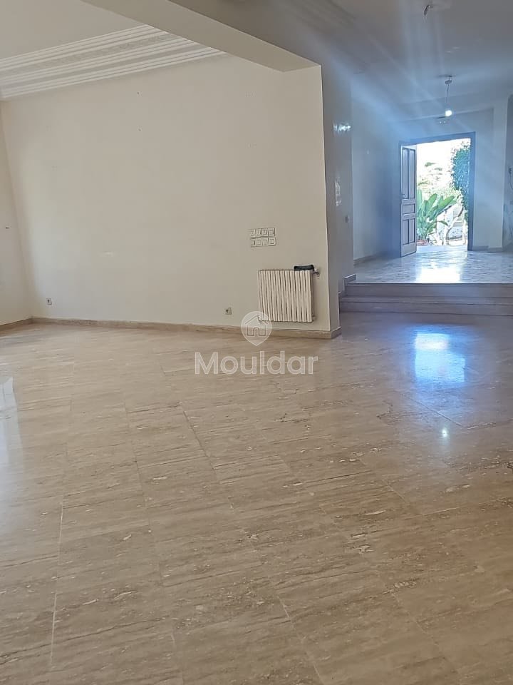 فيلا فاخرة في عين دياب: 4 غرف مع مسبح - Photo 4