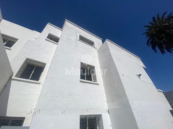 فيلا فسيحة للإيجار في الرباط - الأورنجات، 6 غرف نوم - Photo 1