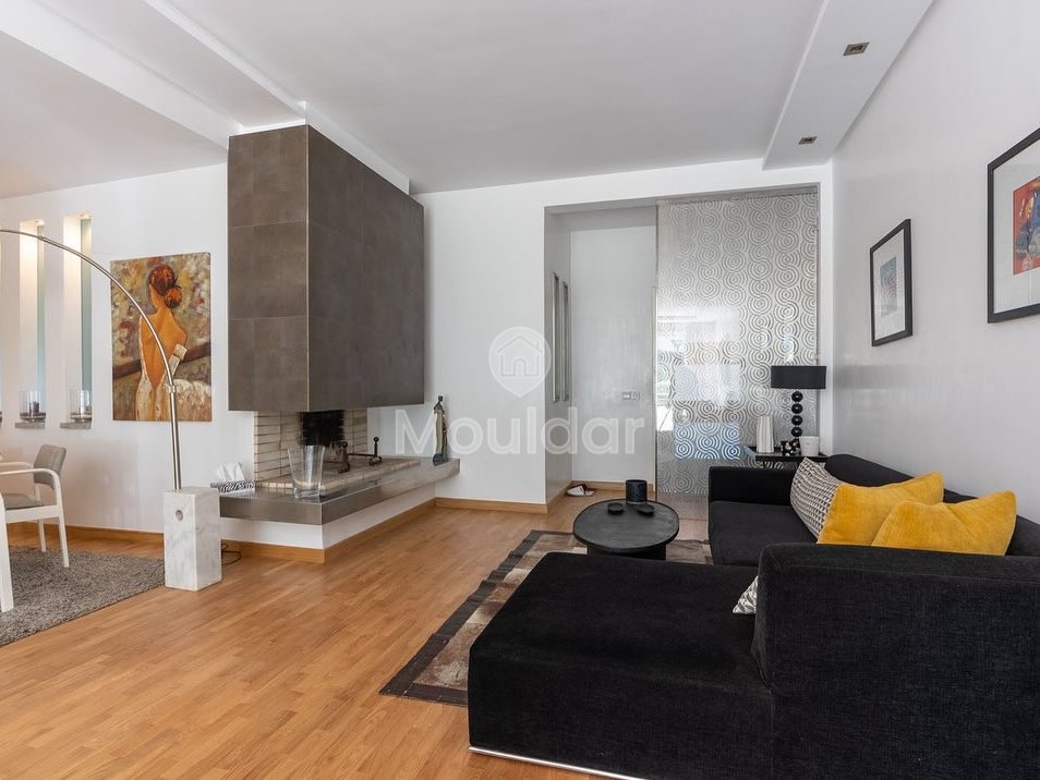 شقة للإيجار في عين دياب: رفاهية وراحة - Photo 2