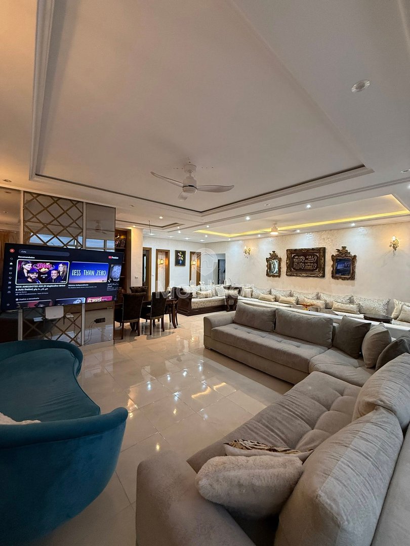 Apartamento en Alquiler en Tánger: Confort, Seguridad y Vista - Photo 2