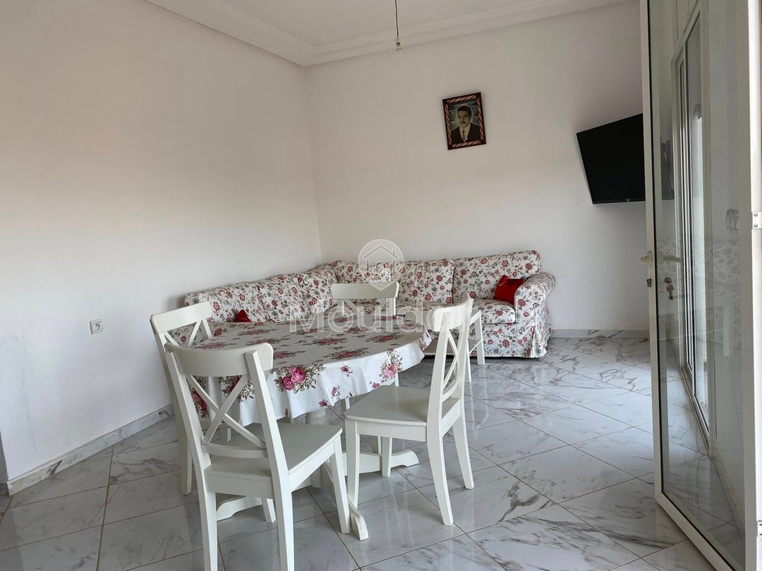 فيلا عصرية في الرباط: 4 غرف نوم، حديقة وشرفة - Photo 8