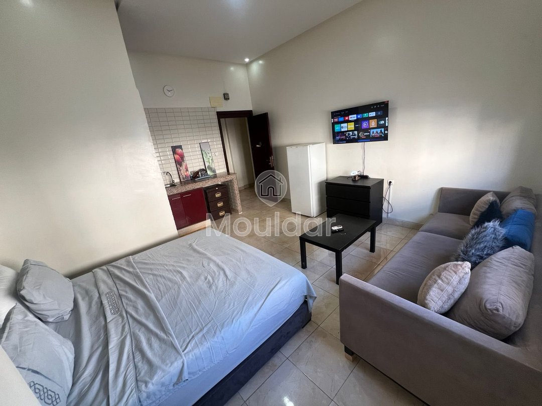 Estudio en Alquiler en Agdal: Cocina Equipajada y Confort - Photo 3