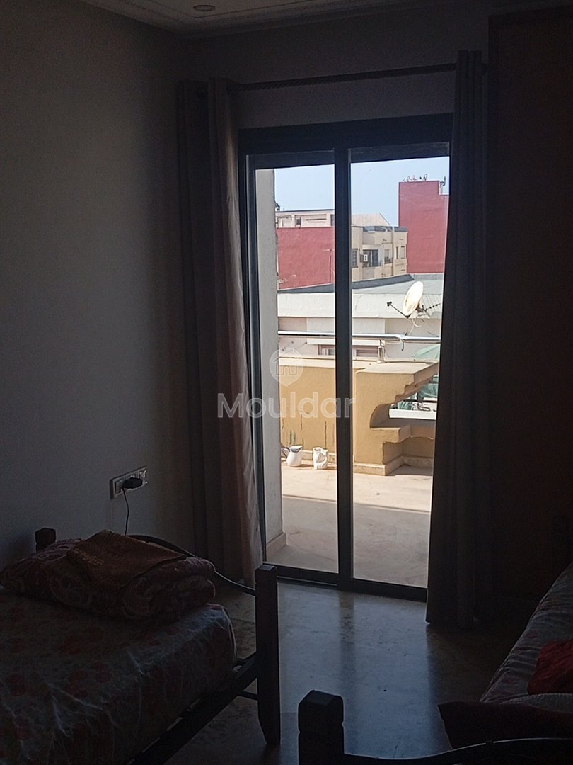Appartement te koop in Rabat: 2 kamers en charmant balkon - Photo 5
