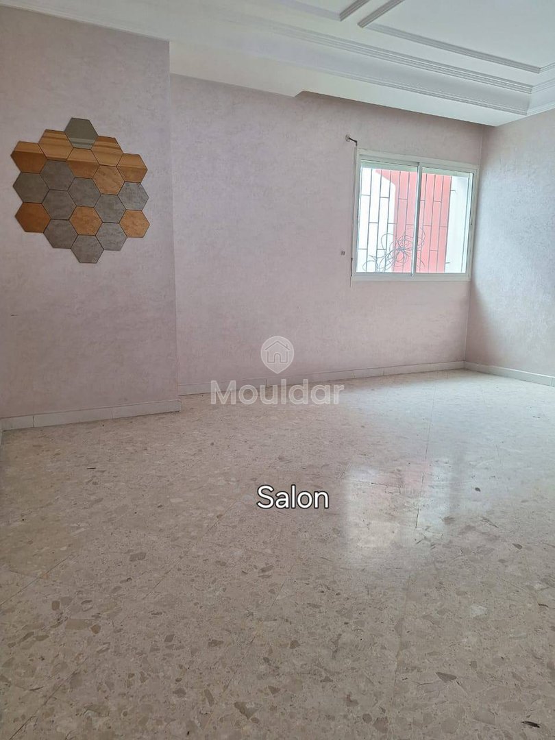 Affascinante appartamento con 1 camera da letto in affitto a Casablanca - Photo 2