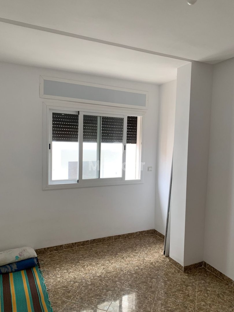 Appartement 2 Chambres à Vendre à Tanger avec Climatisation - Photo 2