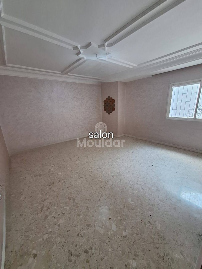 Affascinante appartamento con 1 camera da letto in affitto a Casablanca - Photo 1