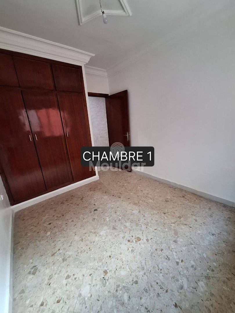 Affascinante appartamento con 1 camera da letto in affitto a Casablanca - Photo 7