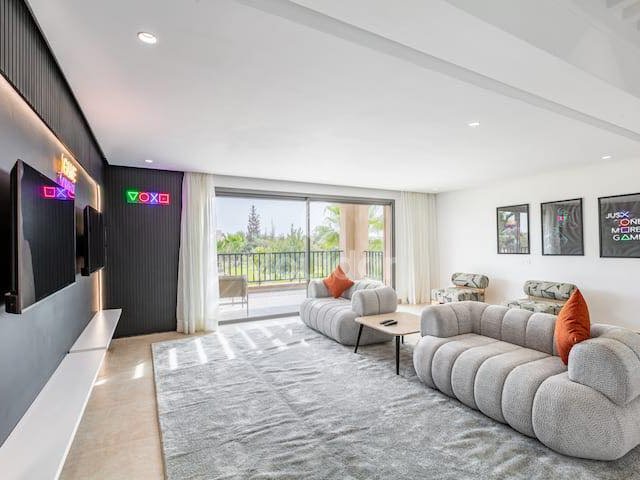 فيلا فاخرة في مراكش: ملاذ مع حمام سباحة وحديقة - Photo 1