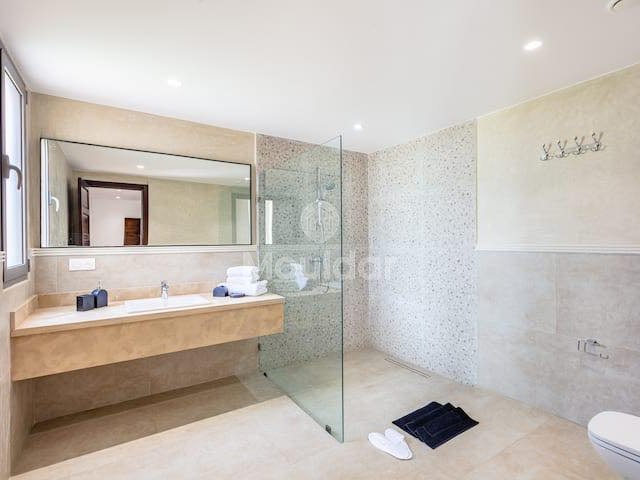 فيلا فاخرة في مراكش: ملاذ مع حمام سباحة وحديقة - Photo 18