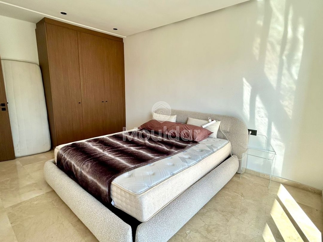 شقة للايجار في عين دياب: راحة وأمان - Photo 3