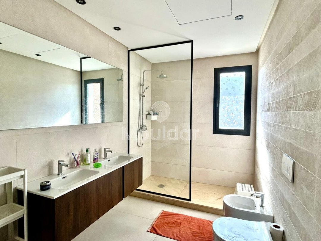 شقة للايجار في عين دياب: راحة وأمان - Photo 8