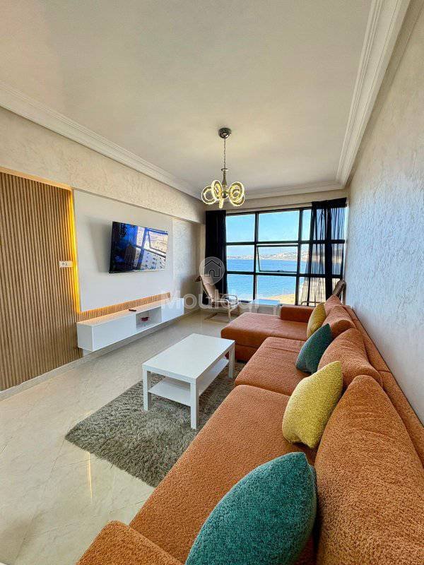 Évasion à Tanger : Appartement Vue Mer, Wifi et Parking - Photo 2