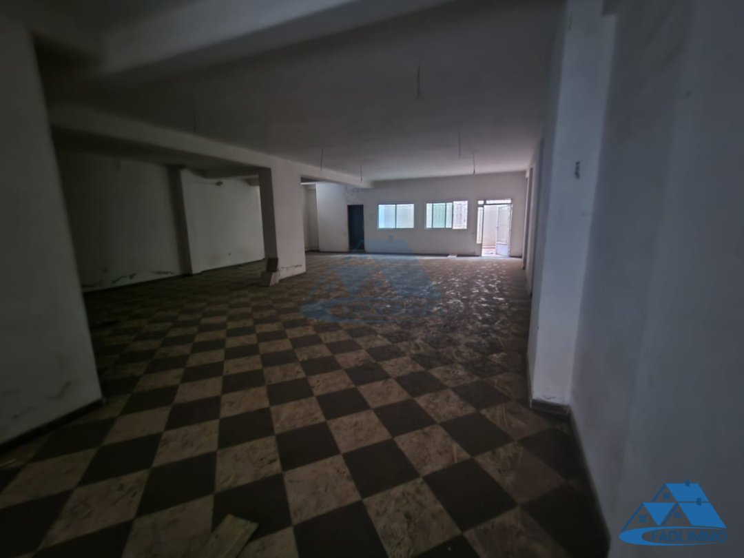 Local commercial 166m² à louer à Mimosas Kénitra - Photo 1