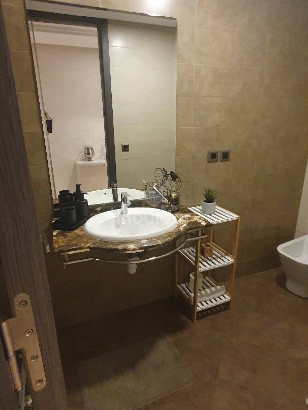 Appartamento con 3 camere da letto da affittare con terrazza a Casablanca - Photo 8