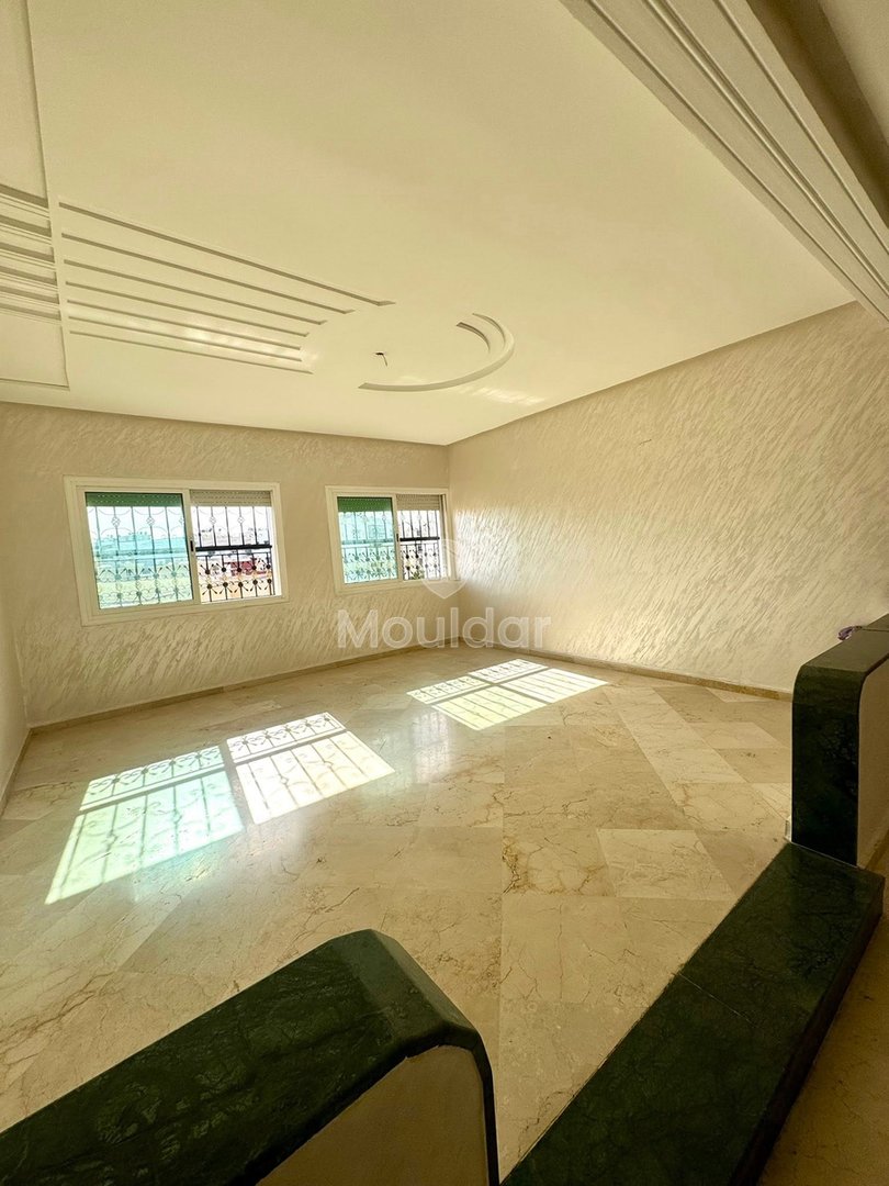 Apartamento Moderno en Venta en Fez: 3 Habitaciones, Balcón - Photo 1