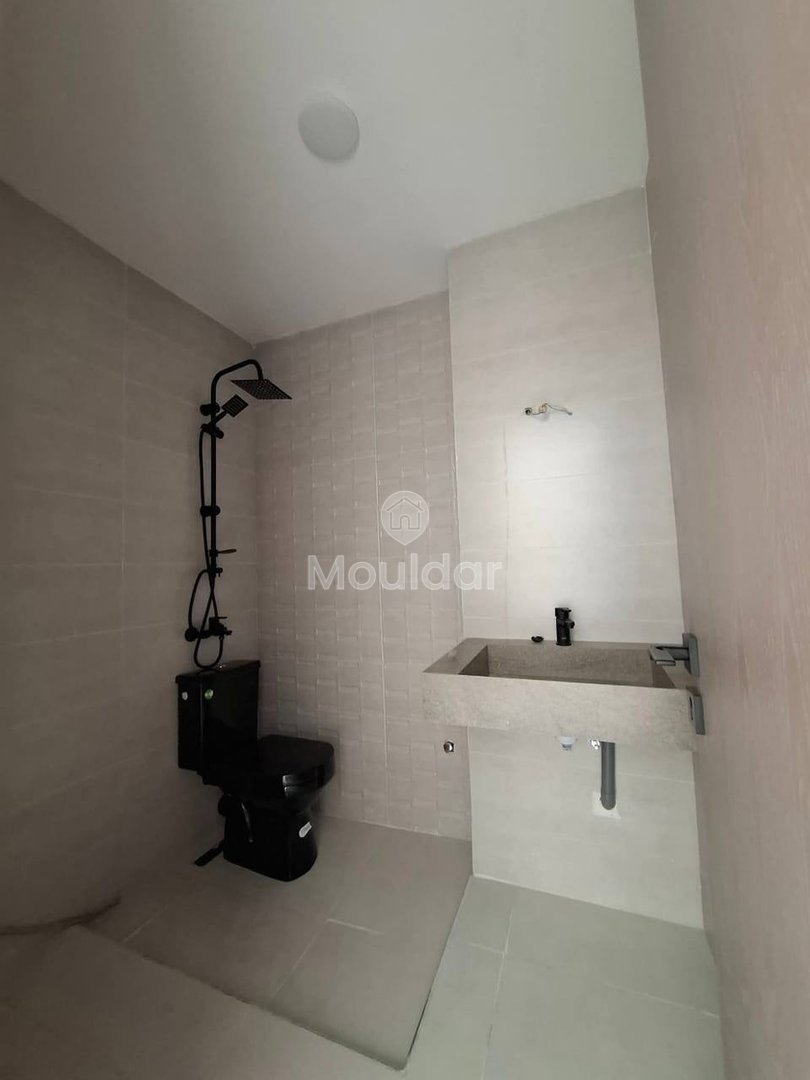 Γοητευτικό Διαμέρισμα προς Πώληση στο Martil – 3 Υπνοδωμάτια με Μπαλκόνι - Photo 8