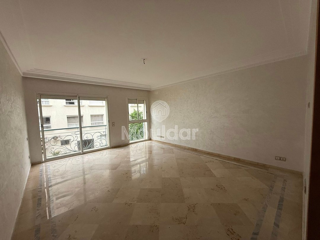 Incantevole appartamento con 3 camere in affitto a Casablanca - Photo 1
