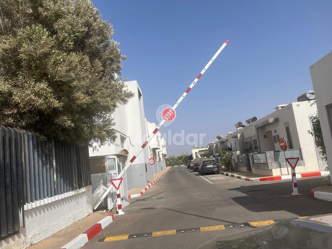 فيلا أنيقة للإيجار في أغادير: الراحة والأمان متضمنان - Photo 18