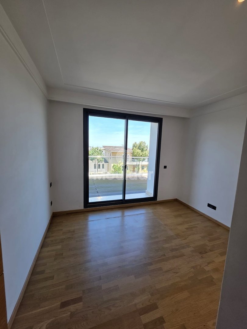 Appartamento Spazioso in Vendita a Bouskoura – Città Verde - Photo 3