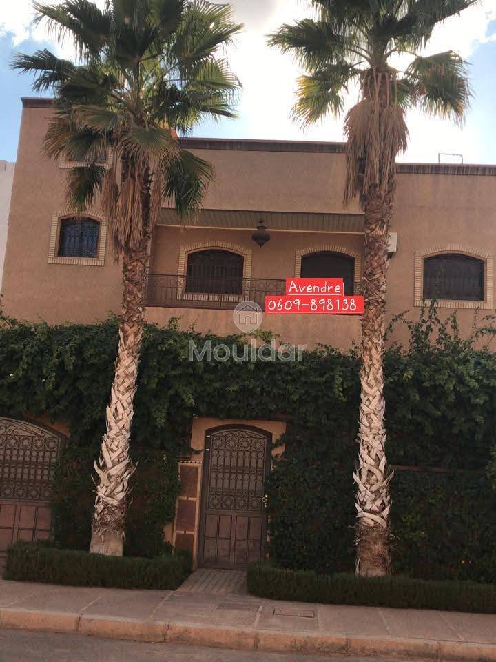 Villa de lujo en Marrakech: 6 habitaciones, piscina y jardín - Photo 4