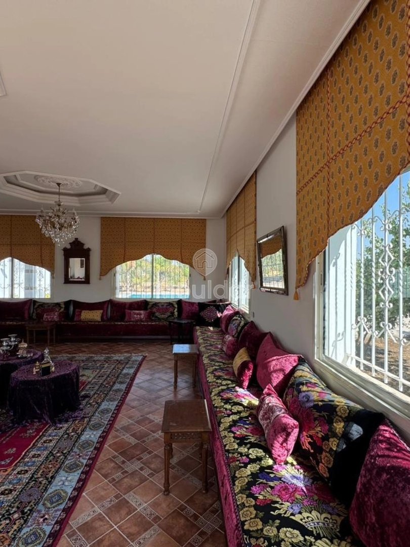 Propriedade de Excelência em Benslimane: Conforto, Piscina e Terraço - Photo 2