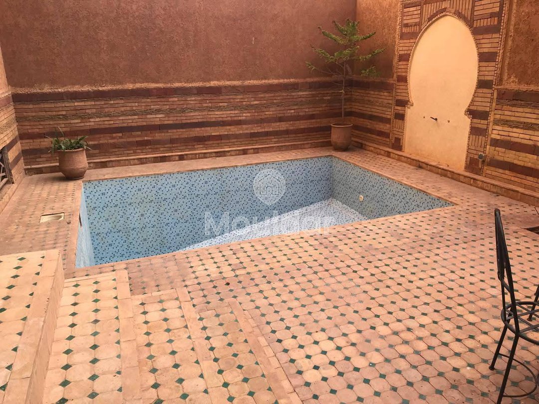 Villa de lujo en Marrakech: 6 habitaciones, piscina y jardín - Photo 10