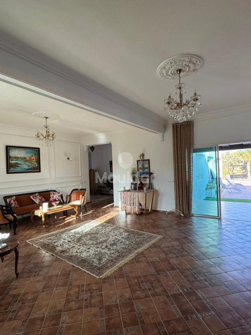 Propriedade de Excelência em Benslimane: Conforto, Piscina e Terraço - Photo 3