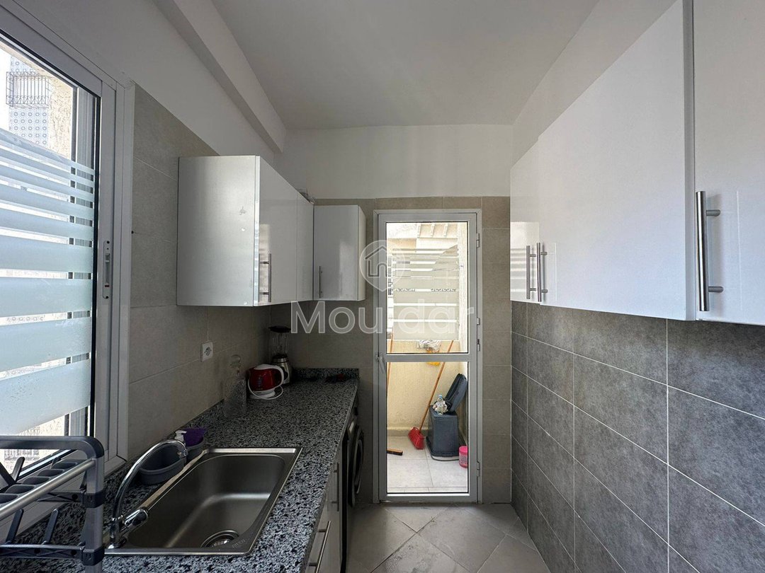 Apartment for Rent in Tangier: 2 Bedrooms, Equipped Kitchen - Photo 17