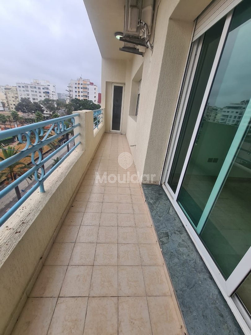 استأجر شقة مكونة من 4 غرف نوم مع شرفة في الدار البيضاء - Photo 6