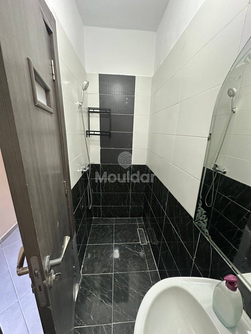 Apartment for Rent in Tangier: 2 Bedrooms, Equipped Kitchen - Photo 18