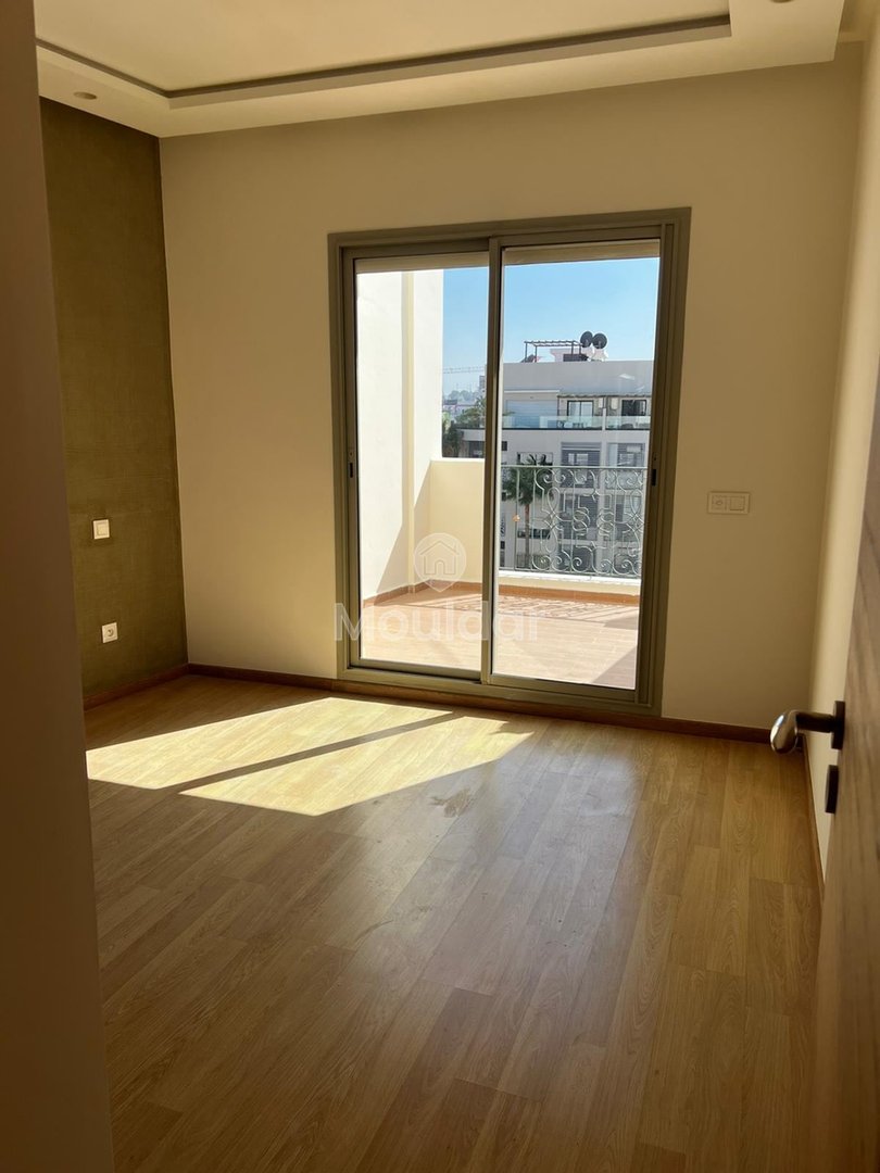 Bel appartamento in affitto a Casablanca: comfort e sicurezza - Photo 2