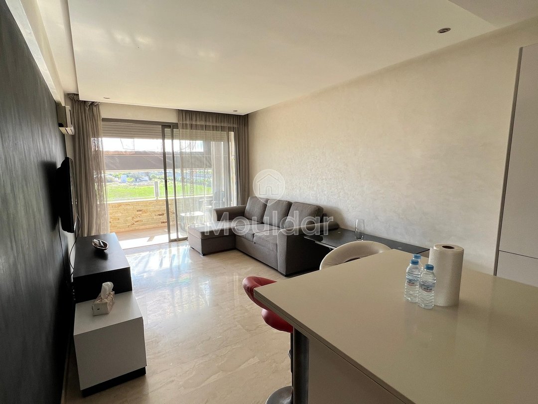 شقة للإيجار في دار بوعزة: الراحة والأمان - Photo 1