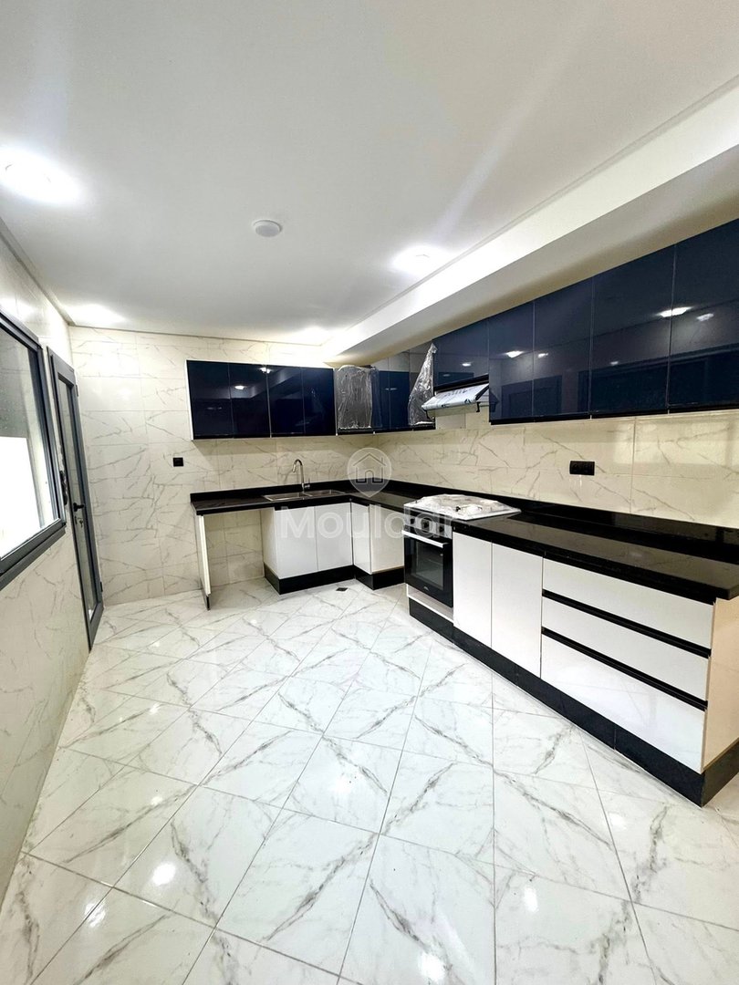 شقة دوبلكس رائعة في فاس: 4 غرف نوم، مطبخ مجهز - Photo 20