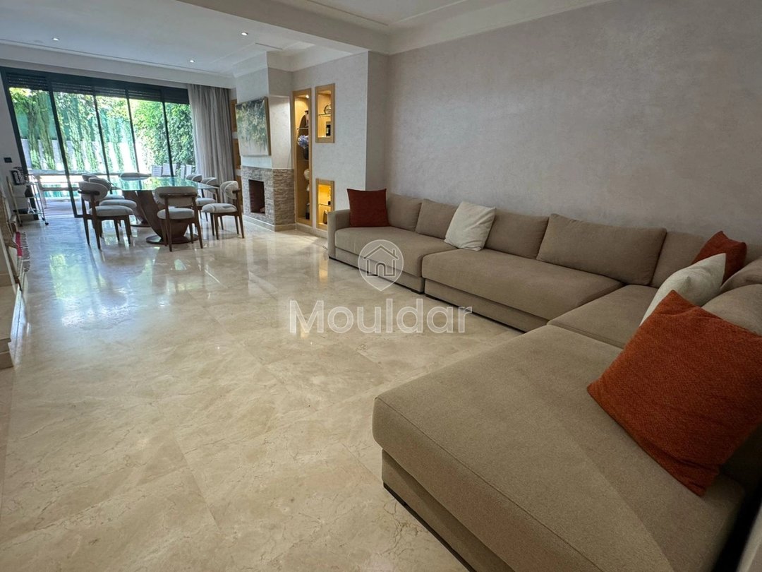 Βίλα Ονείρου στο Μουσκρούρα: 4 Υπνοδωμάτια, Πισίνα και Κήπος - Photo 1